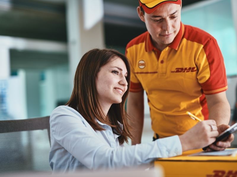 DHL and Cranfield School of Management report: E-Commerce is Transforming B2B 